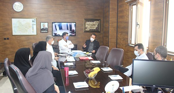 جلسه دادپزشک با حضور رئیس گروه پزشکی سازمان در پزشکی قانونی استان کرمانشاه